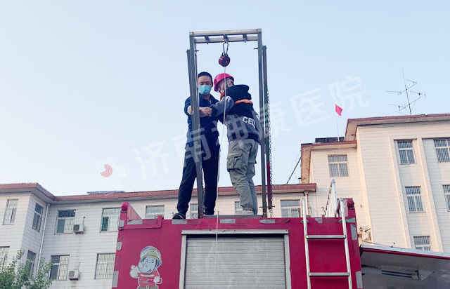 ������ȫ��С�£�������ҽԺ��֯��չ������ȫ֪ʶ��ѵ